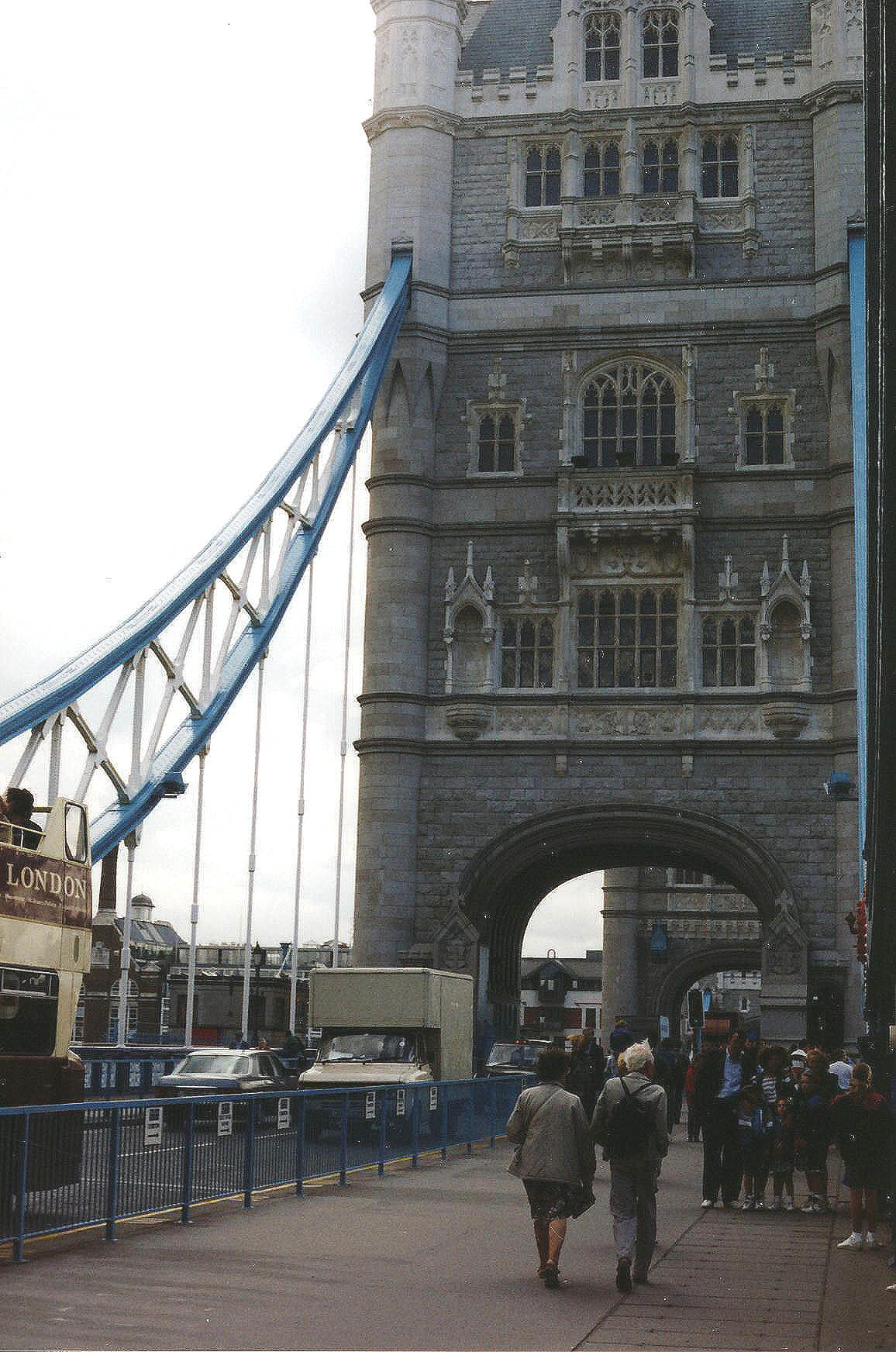 GB008a.jpg