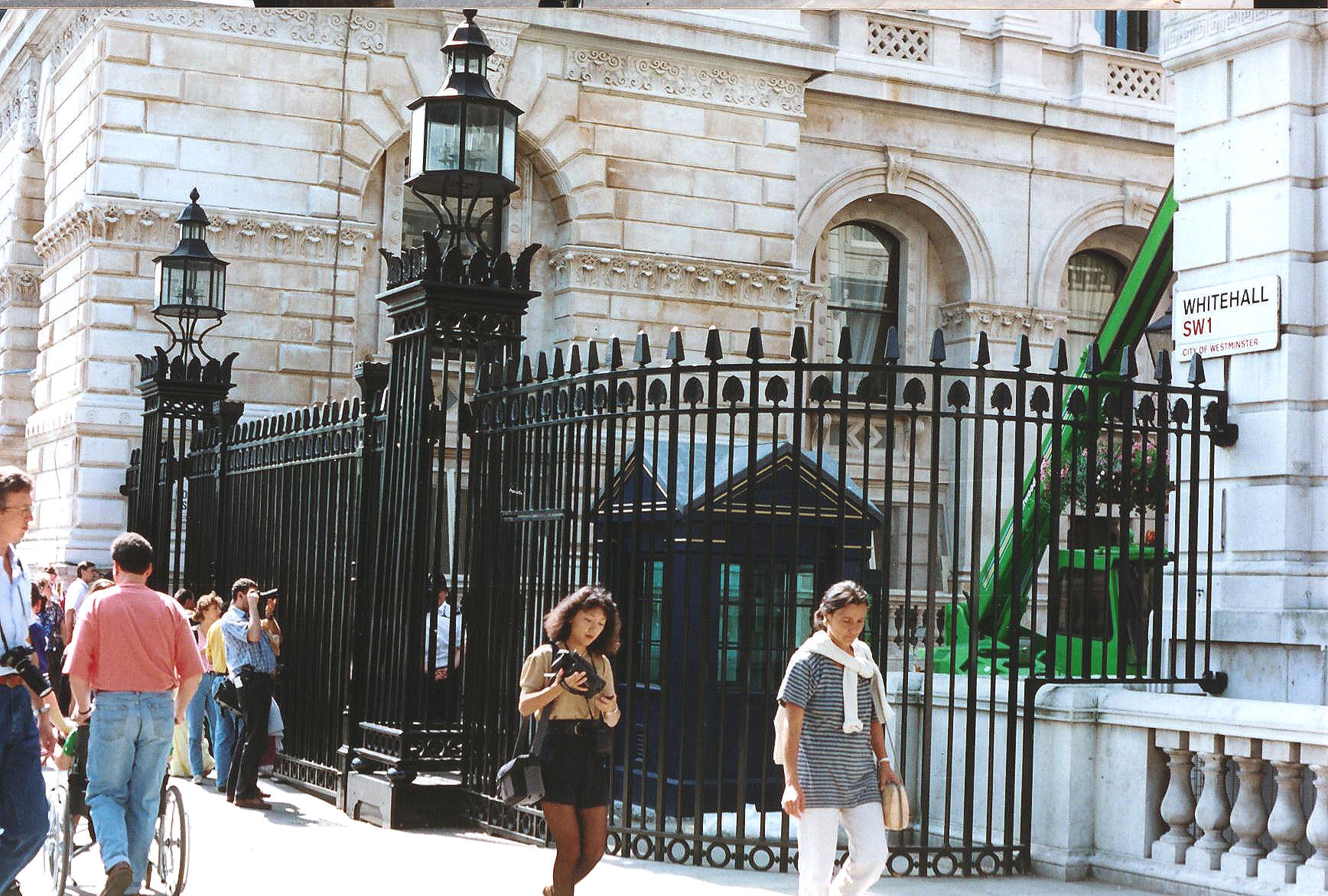 GB940023a.jpg