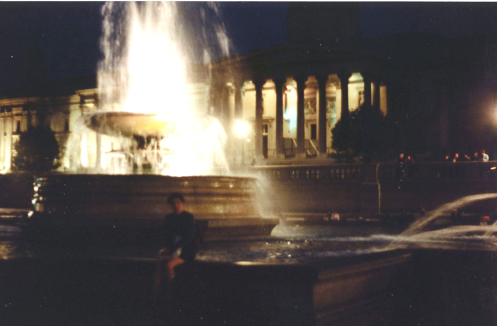 GB940019a.jpg