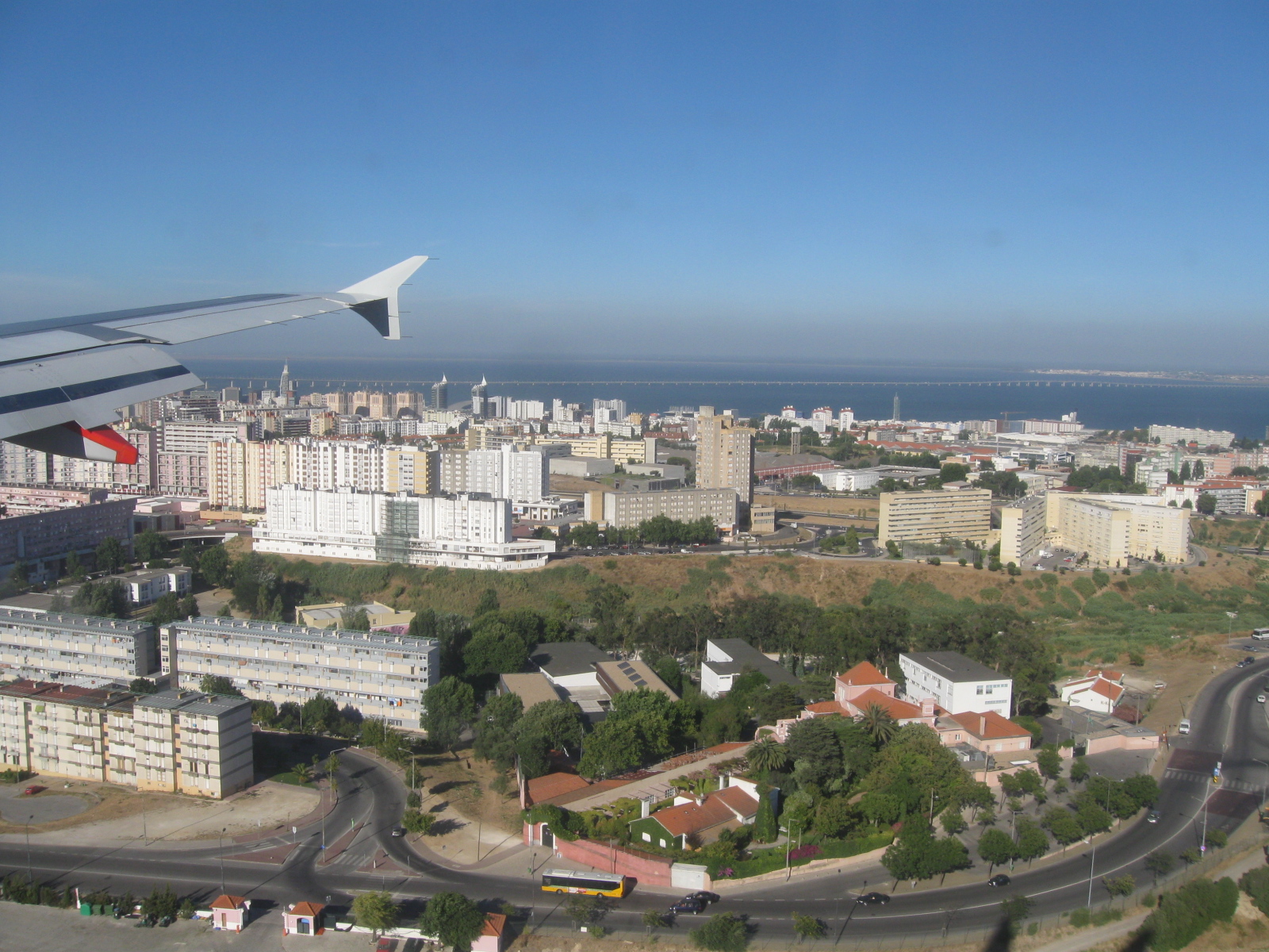 let201009 200.jpg