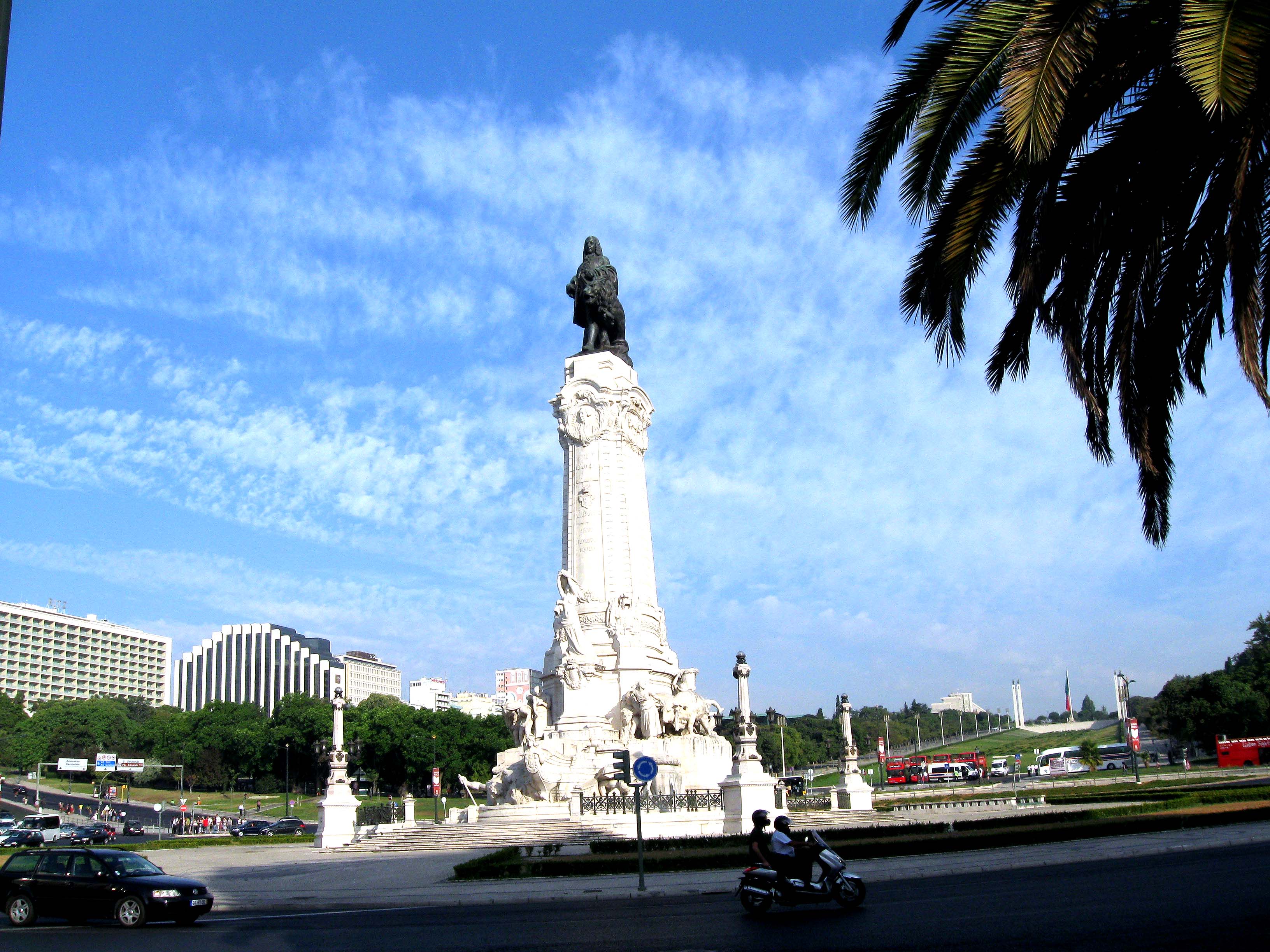 LIS201008_0002b.jpg